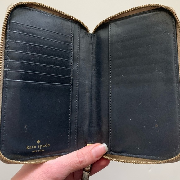 Kate Spade zip wristlet wallet - Picture 5 of 6